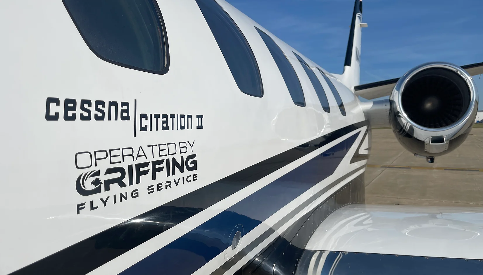 Citation II Side view detail | Griffing Private Air Charter Plane Flying Service in Port Clinton Ohio