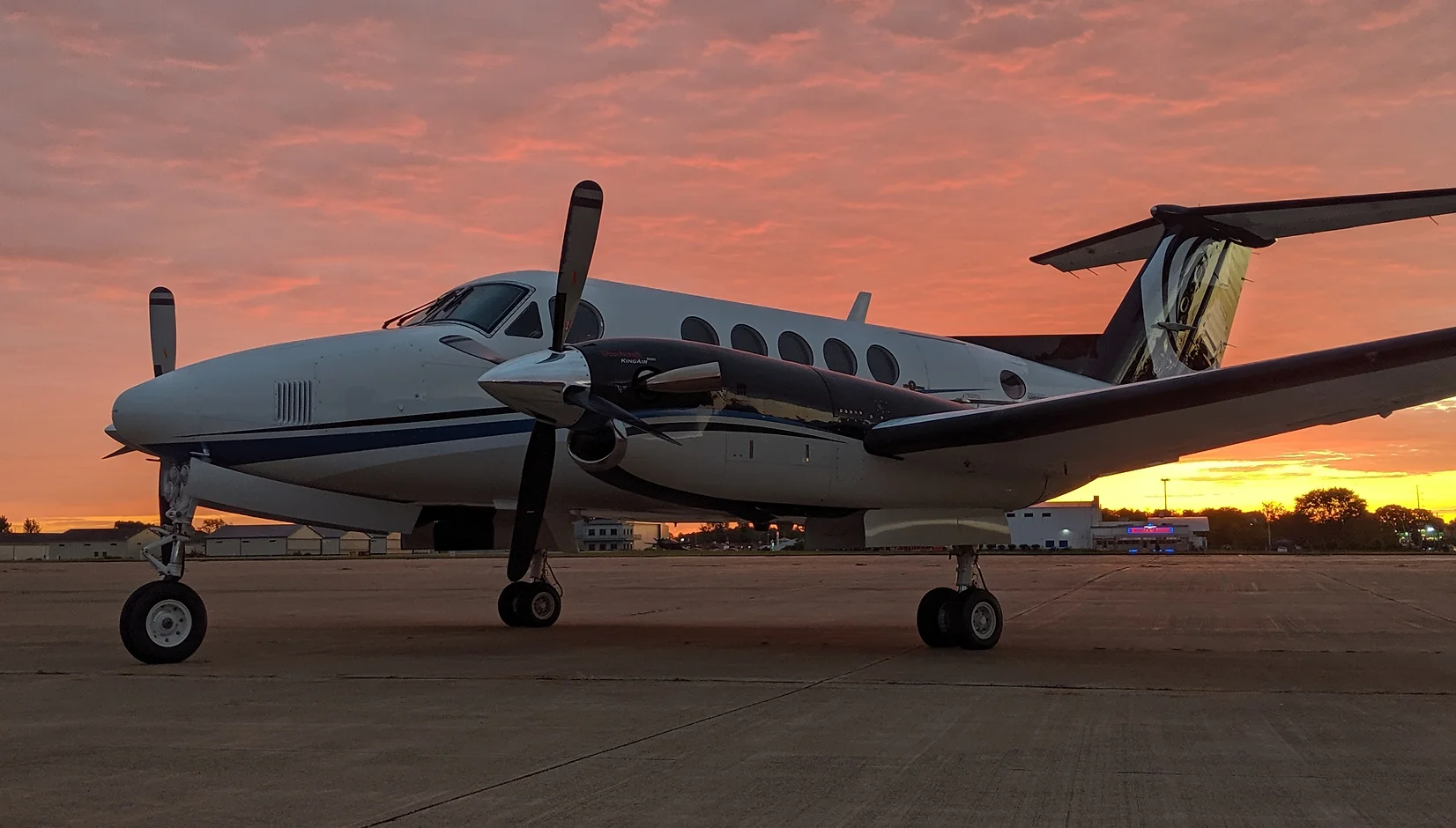 King Air b200 - N450S | Cruise Speed - 315 MPH | Range - 1,200 miles | Seating Capacity - 2 pilots / 7 passengers | Equipped with radar and de-ice boots for flight in all weather conditions, a capable platform for quick and easy travel.