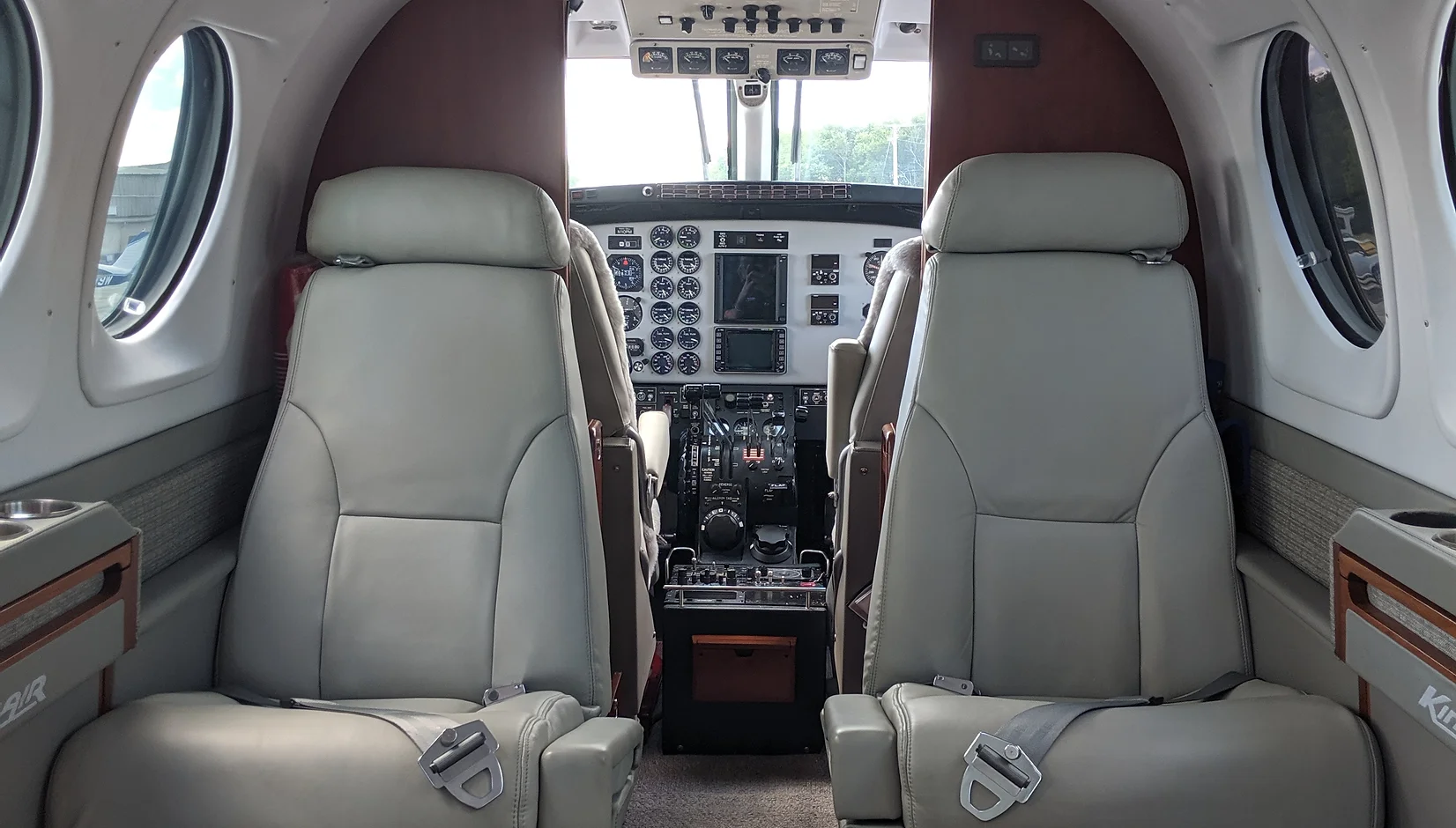 King Air C90B Interior2 | Griffing Private Air Charter Plane Flying Service in Port Clinton Ohio